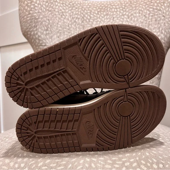 Jordan 1 Retro High OG- Palomino Size: 5.5M/7W - Picture 4 of 6